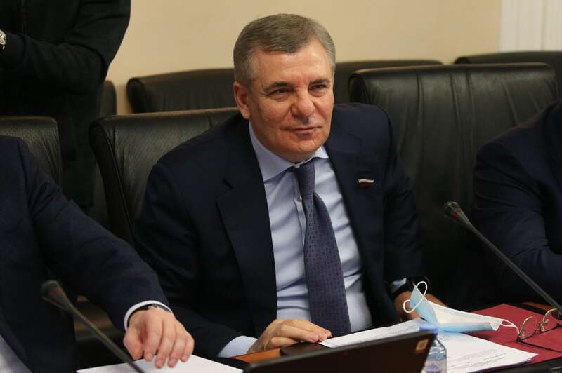Каноков "прокатит" капиталы на Запад Каноков "прокатит" капиталы на Запад