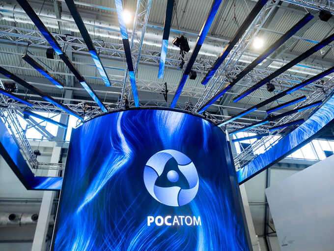 Специалист по обезьянам и миллиарды Росатома