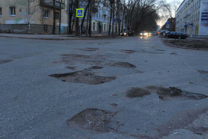Огромные расходы на трассы не спасли от провалов уже через сутки