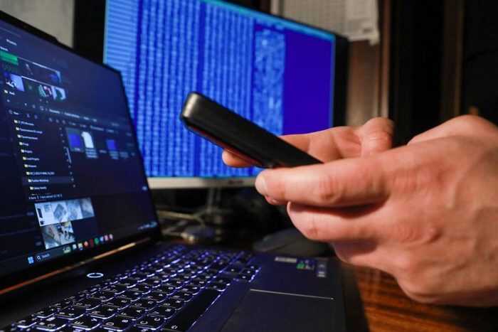 Владельцы ботов-пробивщиков наживаются на массовых утечках данных в России